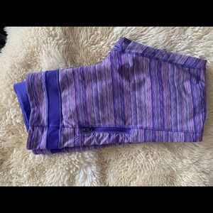 Size 12 lululemon pant
